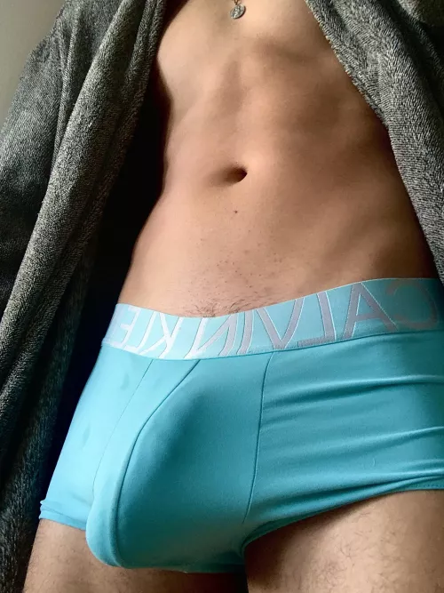 You like my Calvin’s?