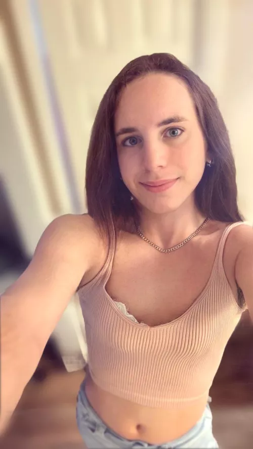 Make me yours and use my holes however you like. Females only !