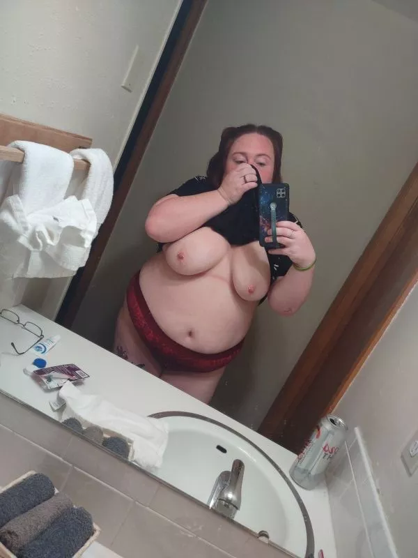 send my (30F) man (30M) better pictures than I can.