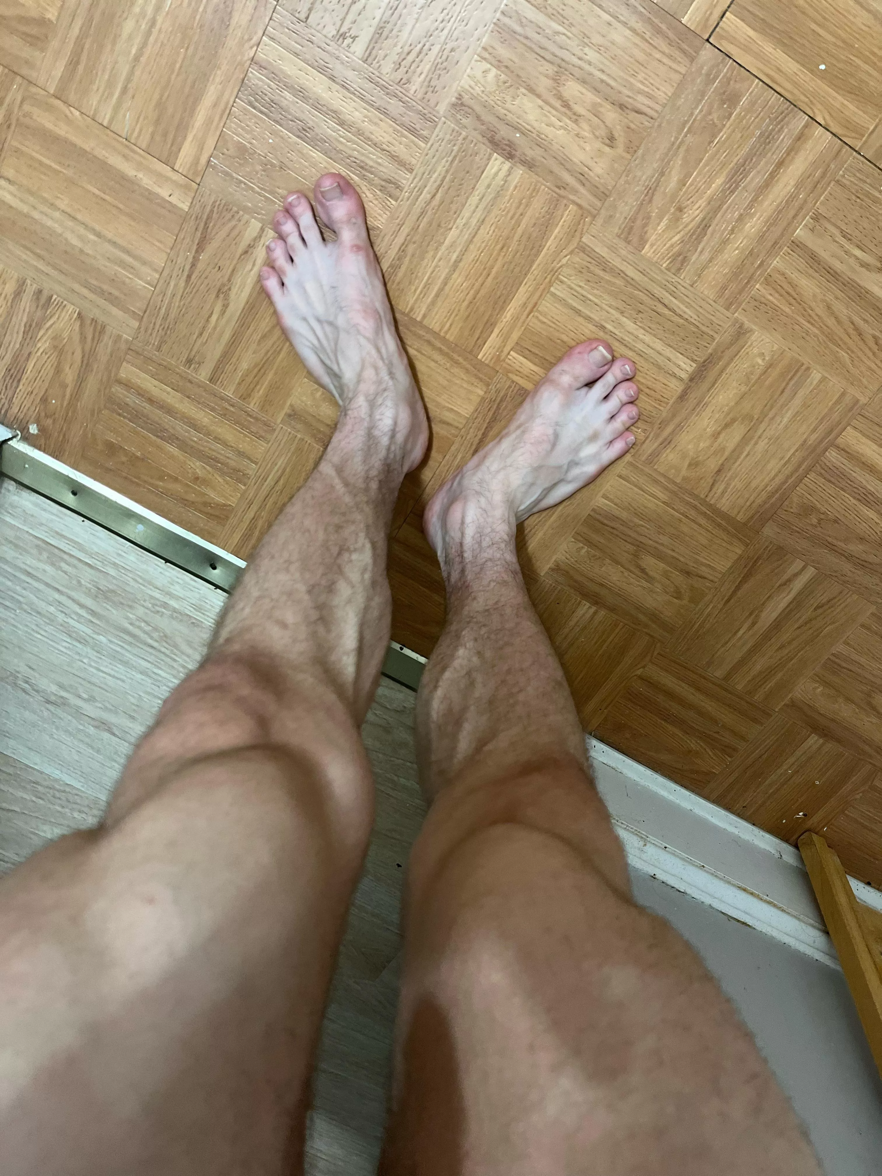 Skinny & veiny