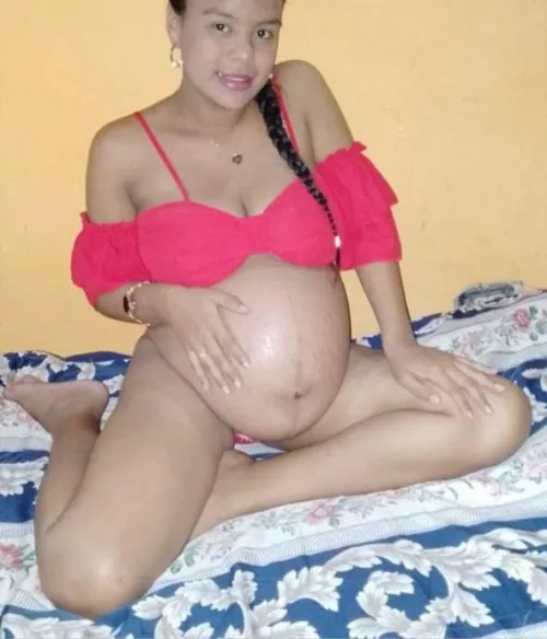 someone who can help 🥺❤️