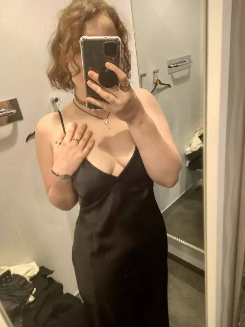 This week 🤪 Solo, m/f, public, toys, stripping, shower, creampies, fisting, and foot fetish friendly fun! 🙈Free page - unlock extra spicy content from $3.75!🥳