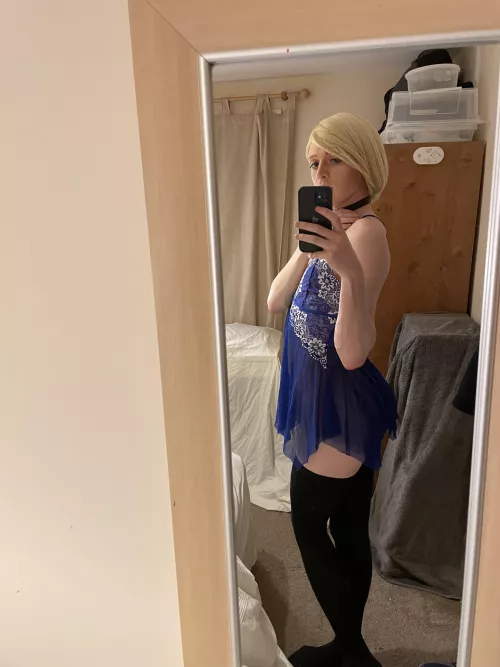 Time for bed, you cumming soon? 😘