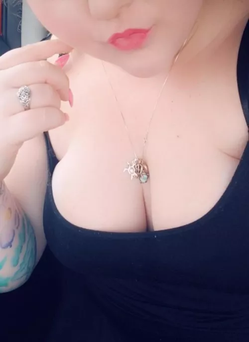 anyone interested in this huge tittied chubby tattooed slut?