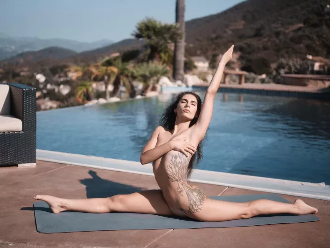 Hanumanasana (Full Splits) 🤸‍♀️