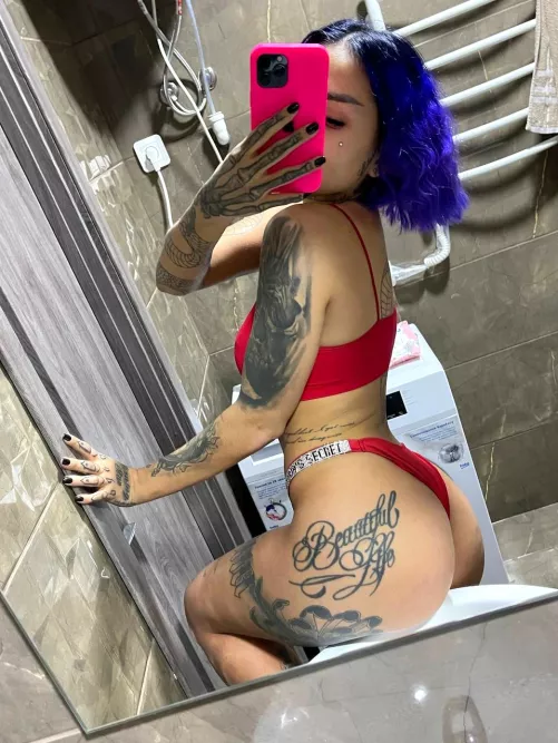 I feel horny knowing you guys are jerking to my ass