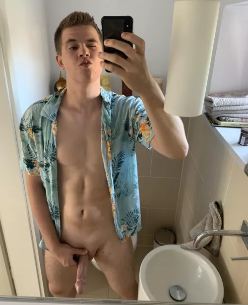 It‘s getting colder, but I‘ll keep you warm