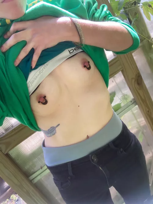 Layering for work makes titty pics a lot harder to take. 👿😤