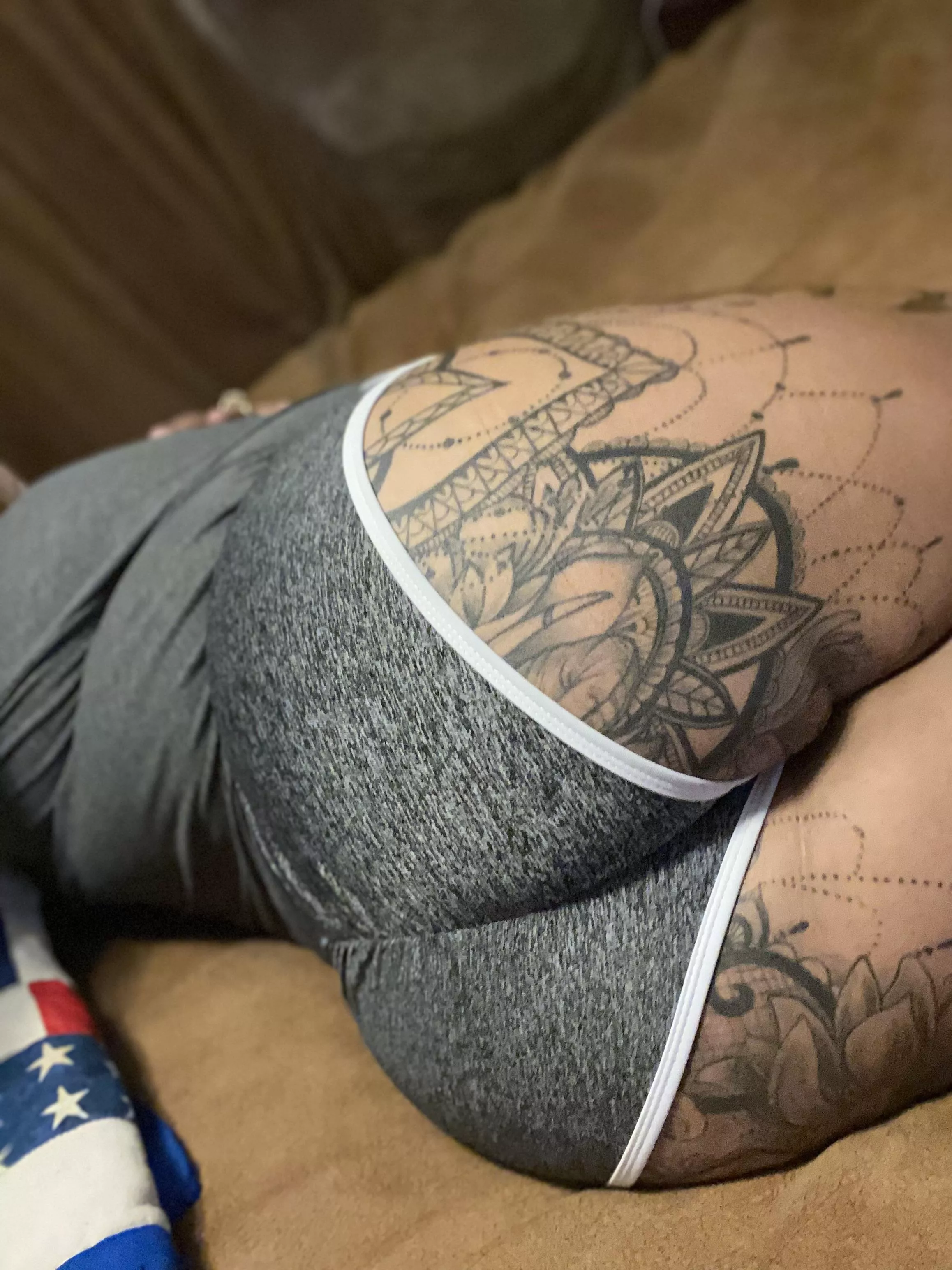 Laying around still will you come be my big 🥄 an let me wiggle all this 🍑 on you 💋😉☺️