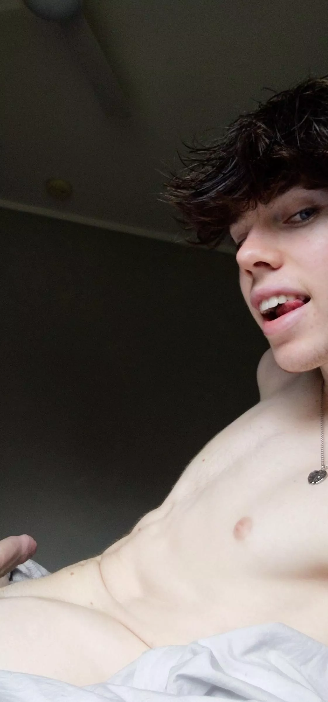 peek a boo;)