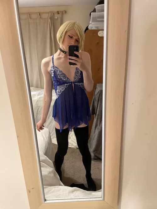 Thinking about being a manhandled little spoon 🥵