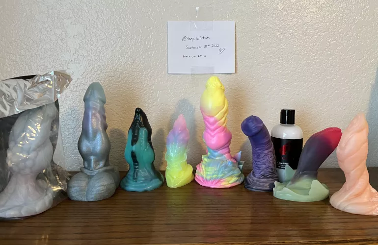 WTS 8 Toys! Multiple makers available. Pricing and info in comments below.