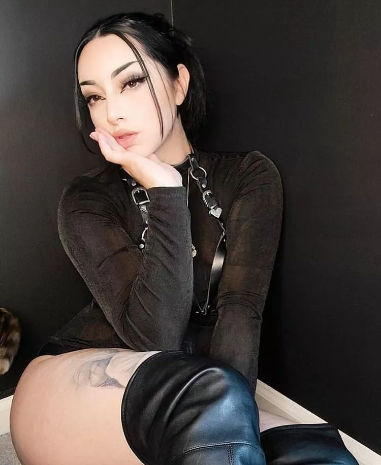 All sissies that arrow up might see my message in your dm, Sometimes I will show you affection after humiliation All sissies that arrow up might see my message in your dm, Sometimes I will show you affection after humiliation