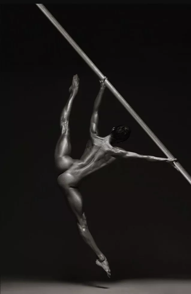 Dancer body