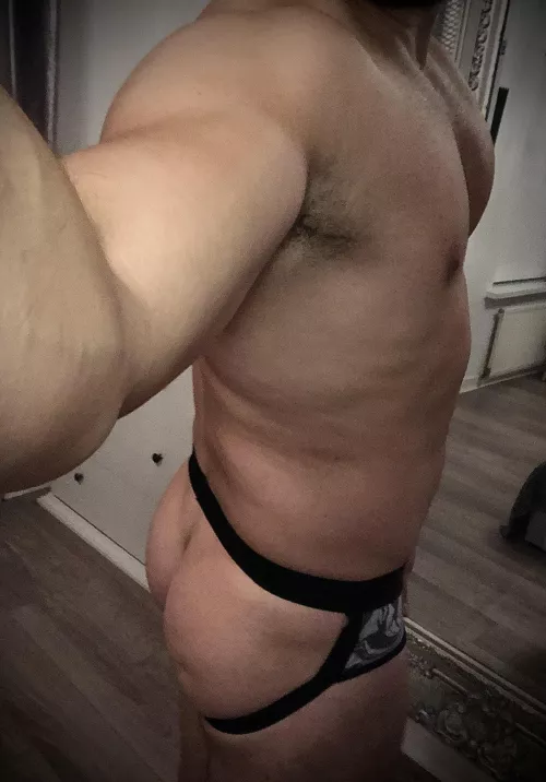Sweaty jockstrap ft dimple!