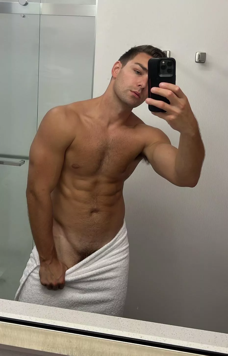Want to see what’s underneath? 😏🍆