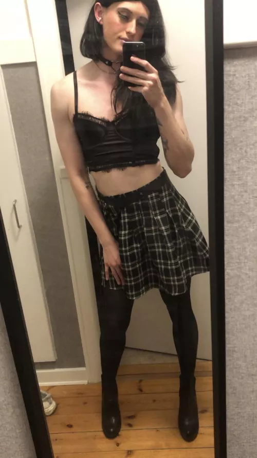 What time are you picking me up?🥺