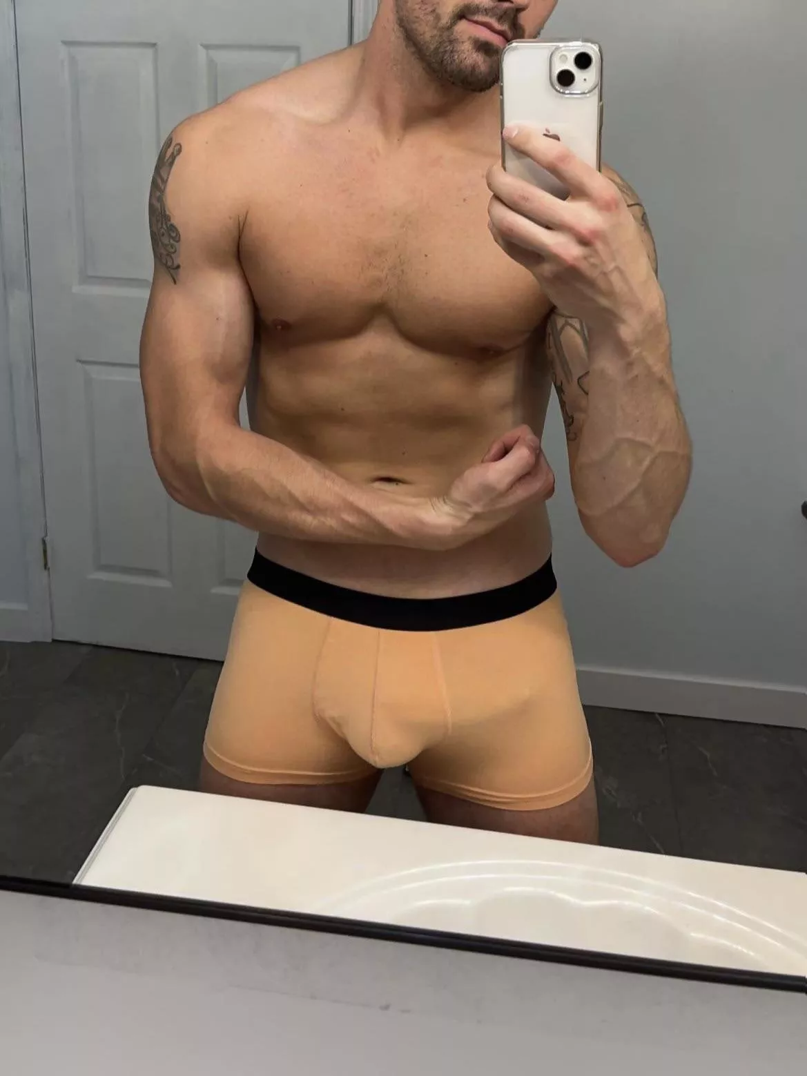 a little flex 😜