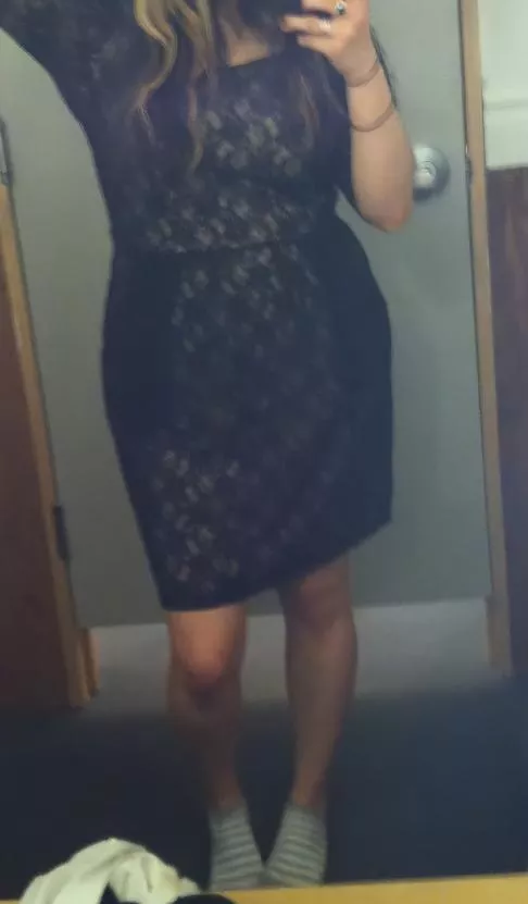 Cover my cute little Latina wife and her friends in cum! No nudes, but will show face. Kik junker222 to tribute Cover my cute little Latina wife and her friends in cum! No nudes, but will show face. Kik junker222 to tribute