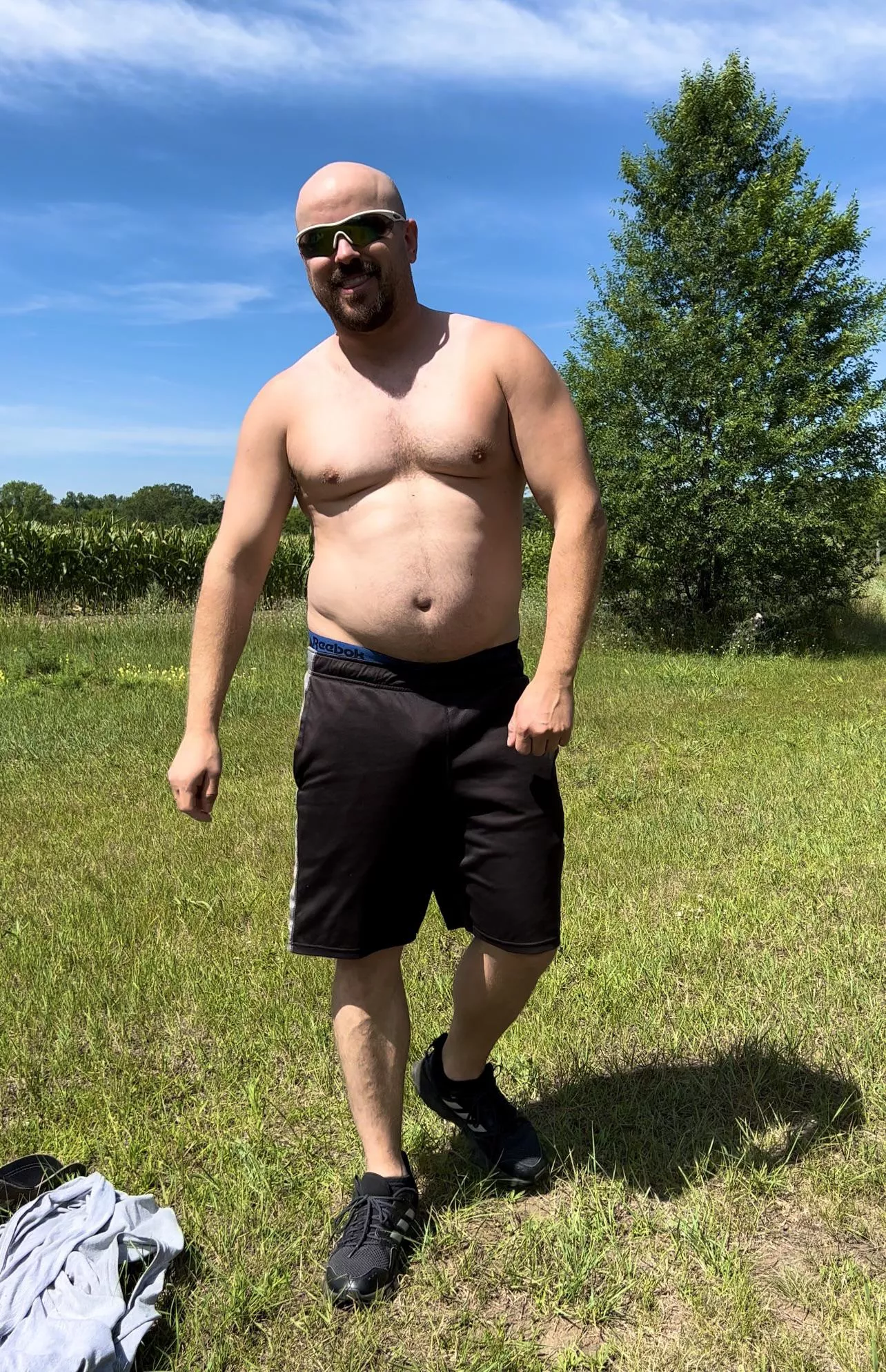 Howdy bros