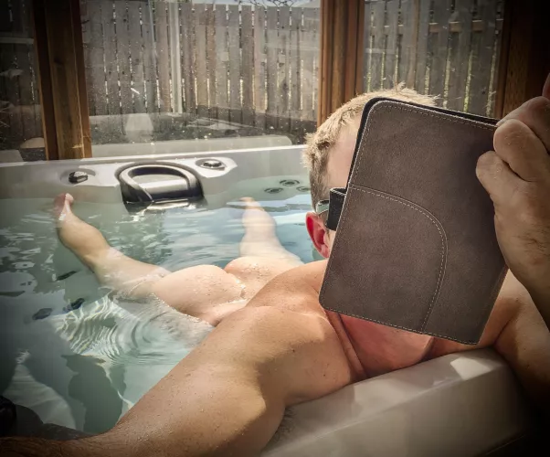 Naked hot tub book club, need more members to join