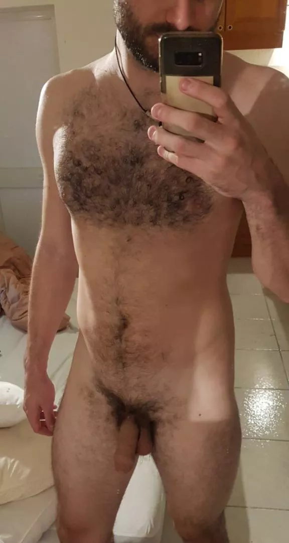 30 | 195cm | ~90kg. I remember when I was younger being told to shave my body hair on multiple occasions, mostly by other guys. I always think it suited me and partners always seemed to like it. Pretty happy with how I look tbh 😊 hasn't always been t 30 | 195cm | ~90kg. I remember when I was younger being told to shave my body hair on multiple occasions, mostly by other guys. I always think it suited me and partners always seemed to like it. Pretty happy with how I look tbh 😊 hasn't always been t