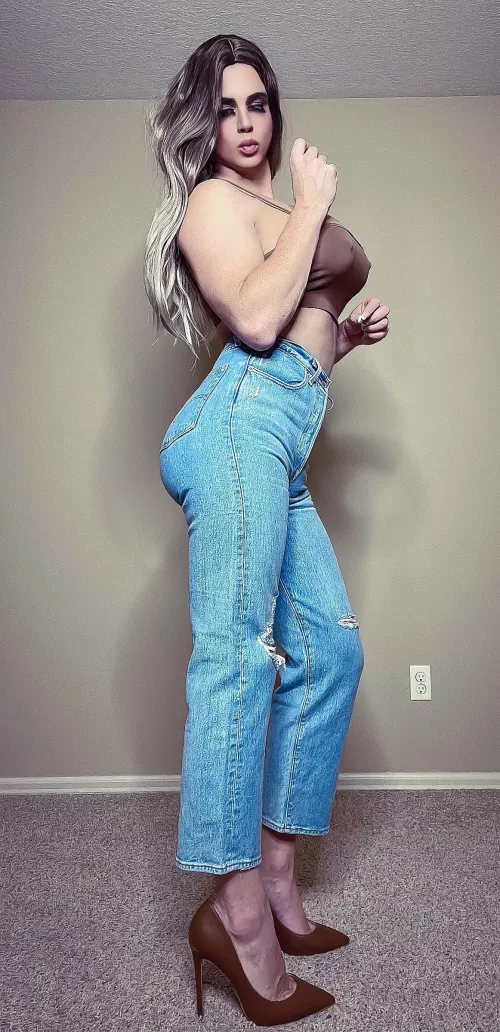 Didn’t realize that when I dressed up like this to go dancing I’d end up face down with these jeans pulled over my ass. 😬