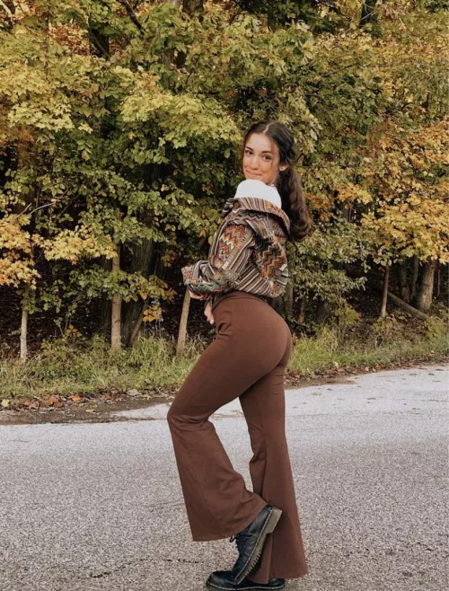 hope you like doggystyle 😚 🍑 (21f)