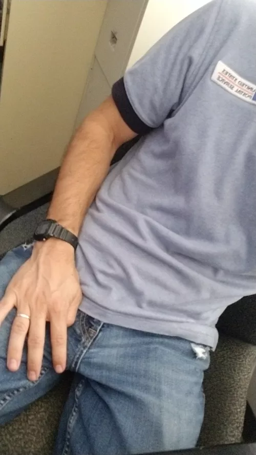 I've got something that needs to be licked. 36 M