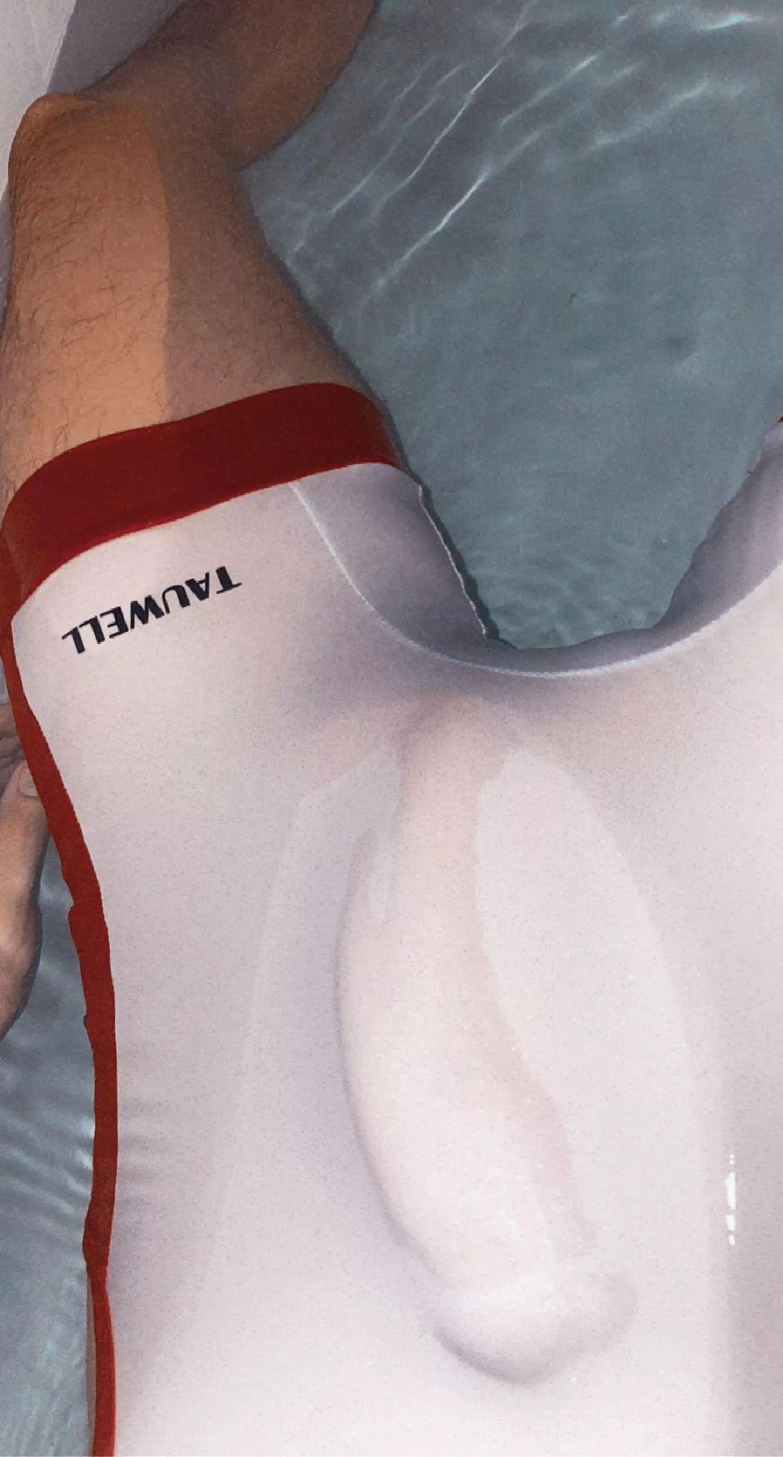 Wet wet bulge