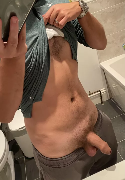 Any one like a girthy soft cock? (Context: I’m 6ft3 and 195lbs)