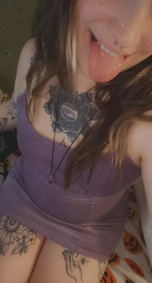 Cum get a taste of me 😈 OF in bio or msg me for content $$ 👀