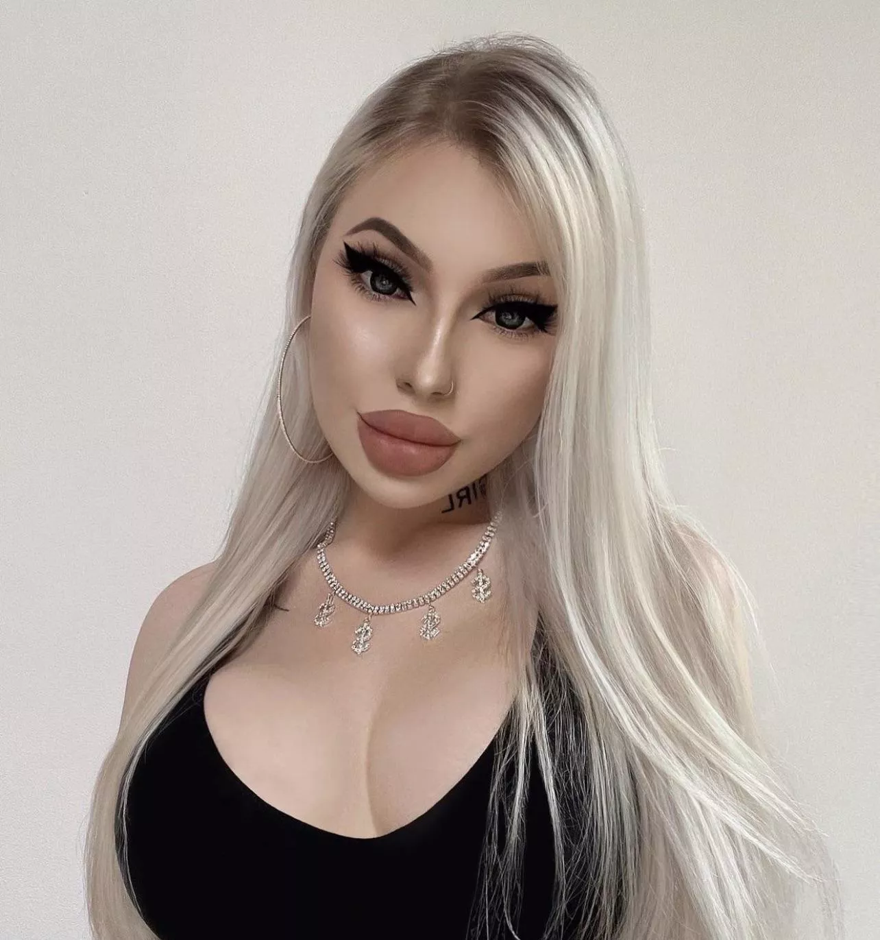 hi, barbie here🤪💗