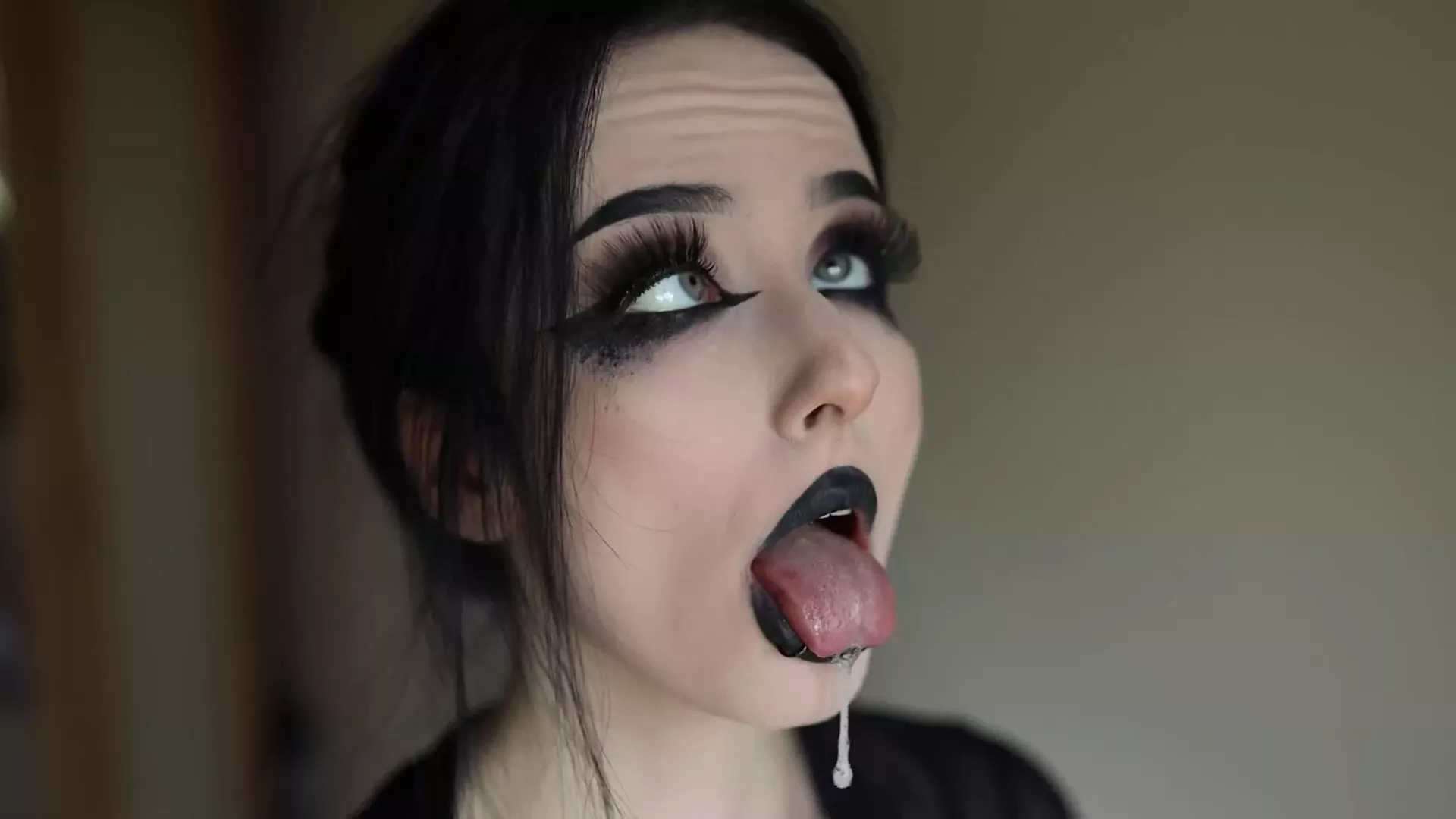 hot goth bebe