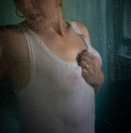 I forgot my umbrella… I hope the boss won’t mind