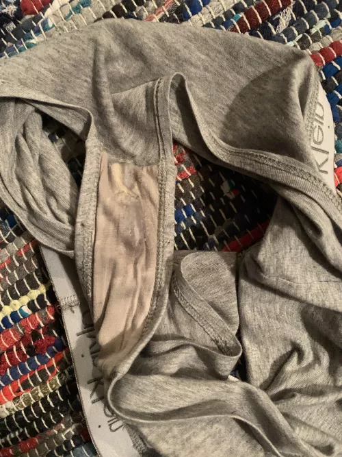 I used to be so self conscious about my juicy pussy, now I love it🖤