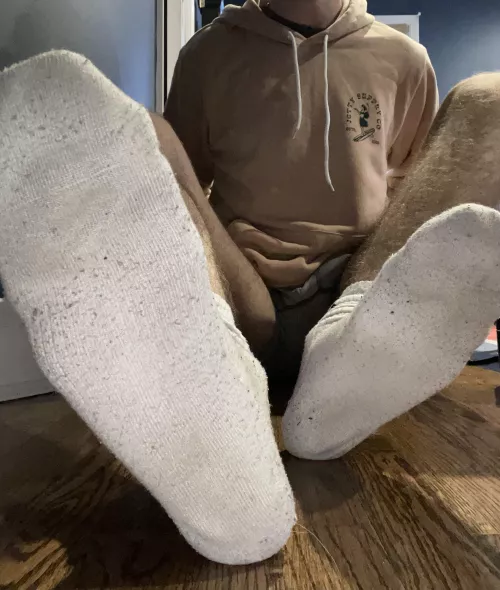 ⬆️ if you’re into size 12 socks 😏