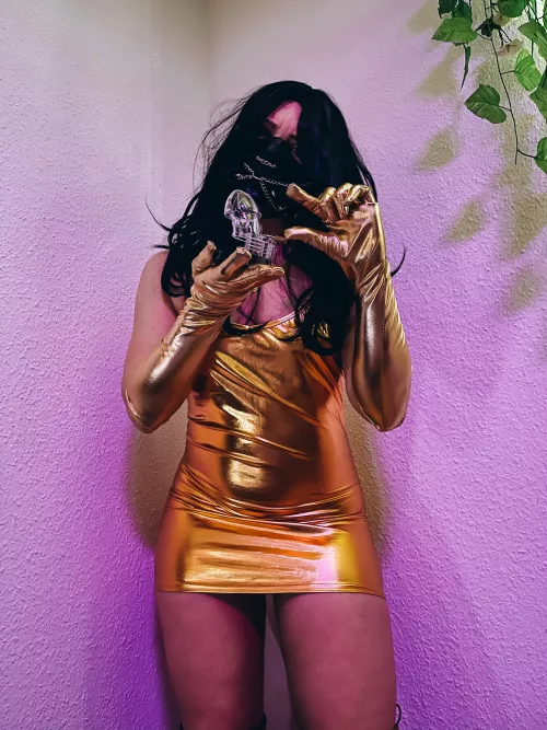 I’m gonna lock that pathetic dick away. No usage otherwise 😈🔐 [domme] [oc]