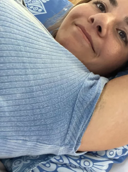 Sweat and stubble 🥵