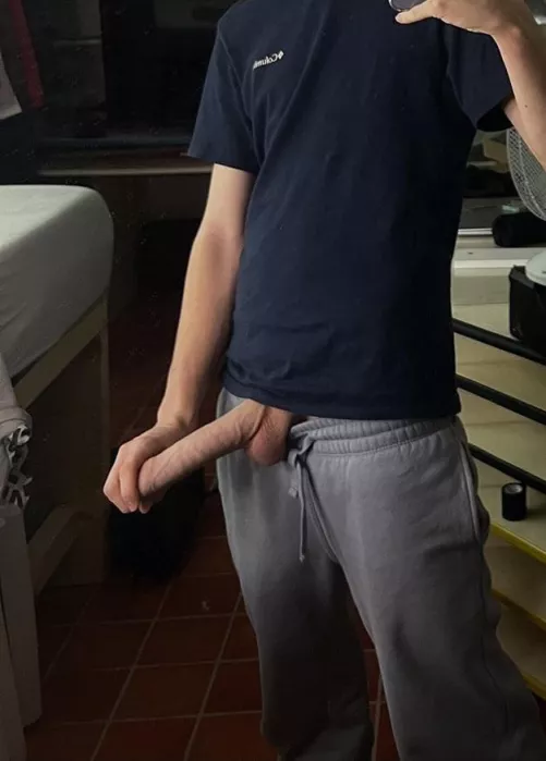 This is my first post here go easy 😅