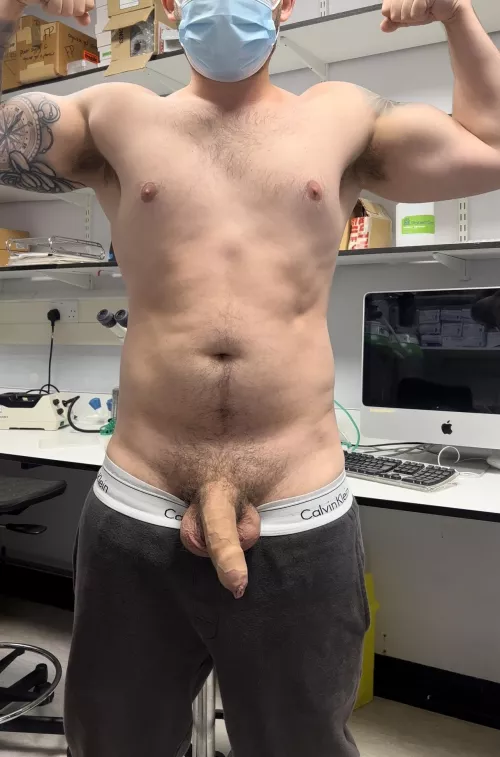 you walked into the lab at work and saw this, wwyd?