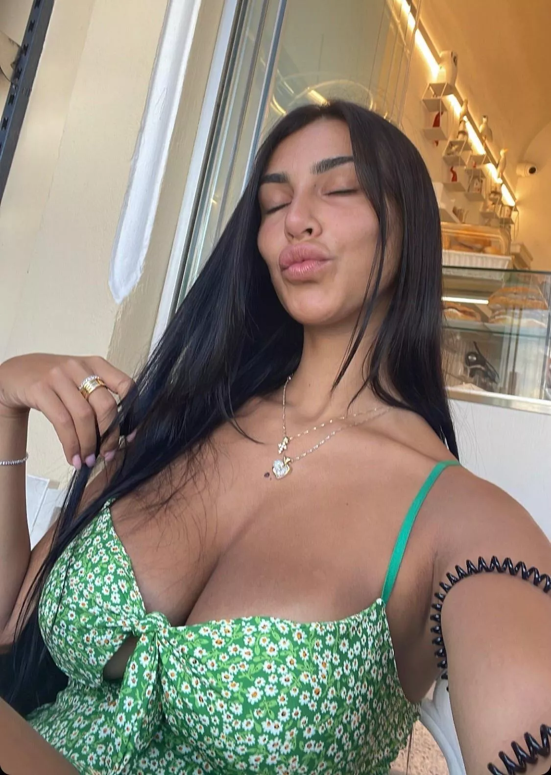 😋😋