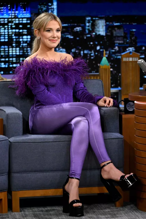 Anyone wanna mic jerk and get bi for Millie Bobby brown?