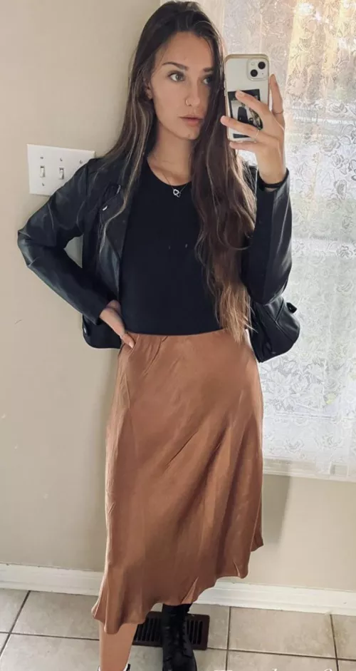 Ballbust vs Cuntbust RP? First to destroy the other’s privates wins. (Doms only)