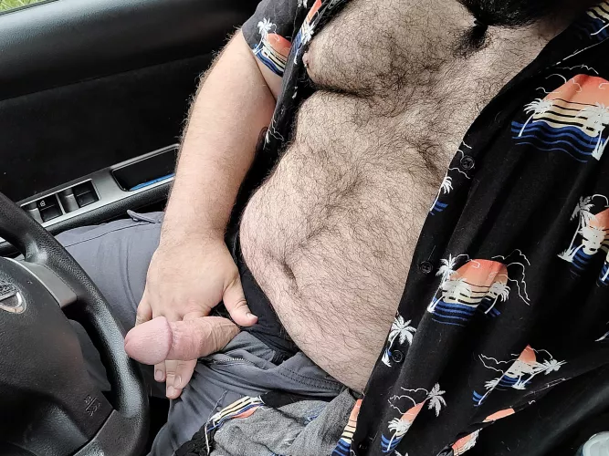 Decided to try some semi-public play, was a little nervous but still exciting😳🚘