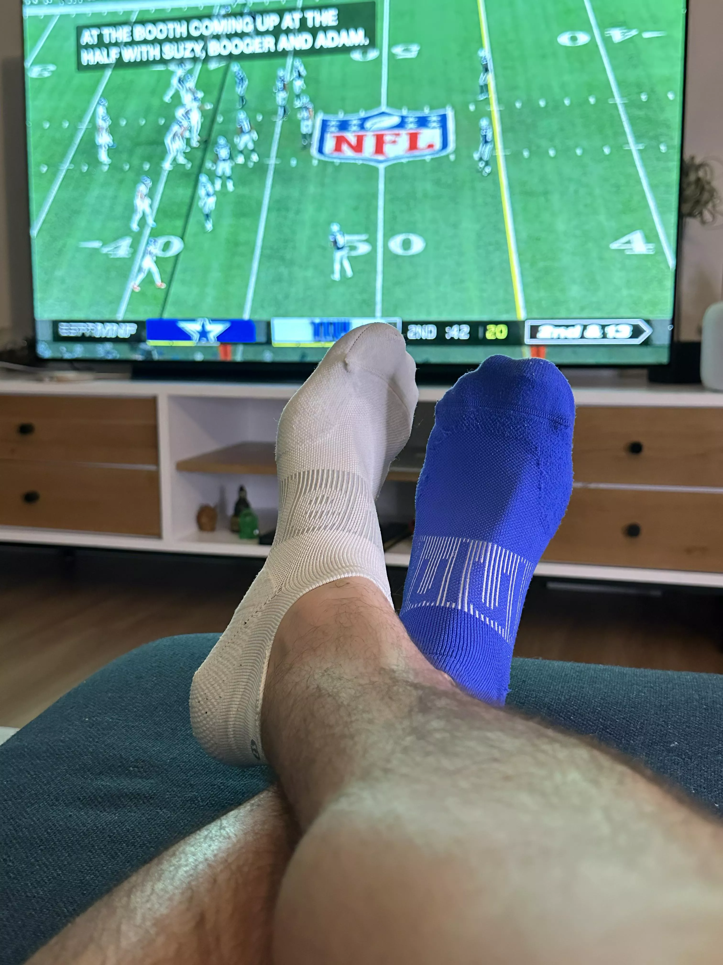 Giants better pick it up in the second half. Either way, Iβll let you have at these feet during halftime. ππ Giants better pick it up in the second half. Either way, Iβll let you have at these feet during halftime. ππ