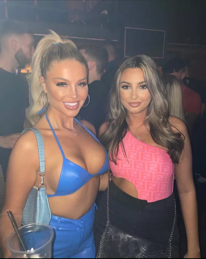 Scarlett & Lydia