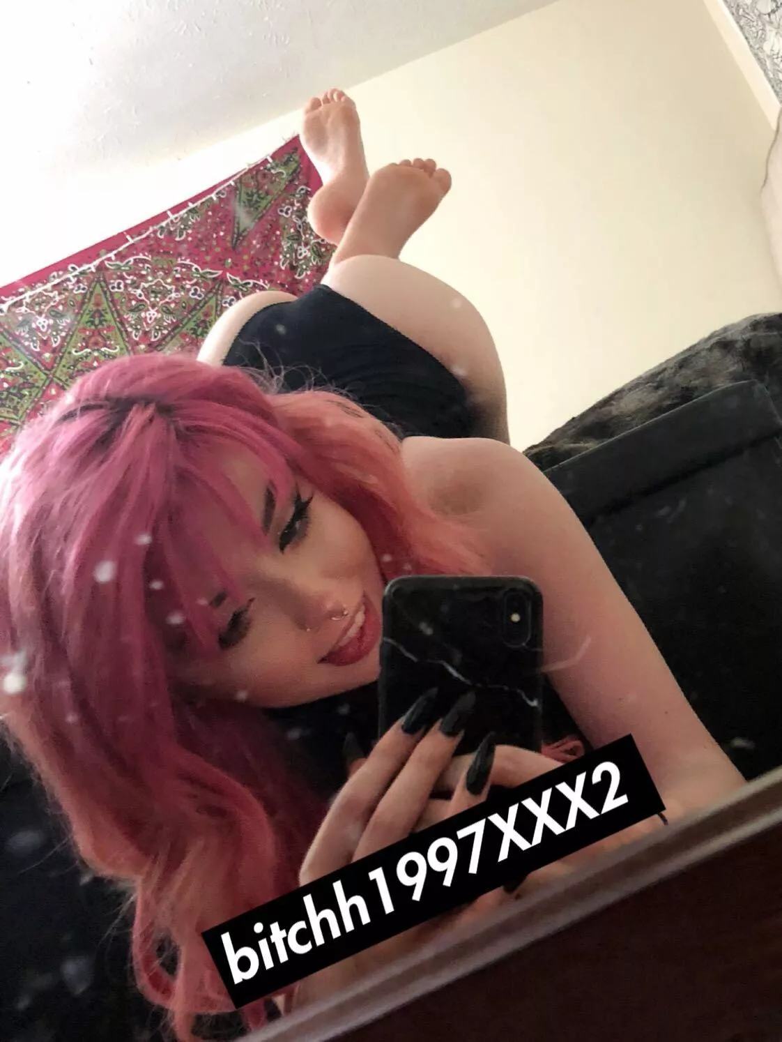 😘