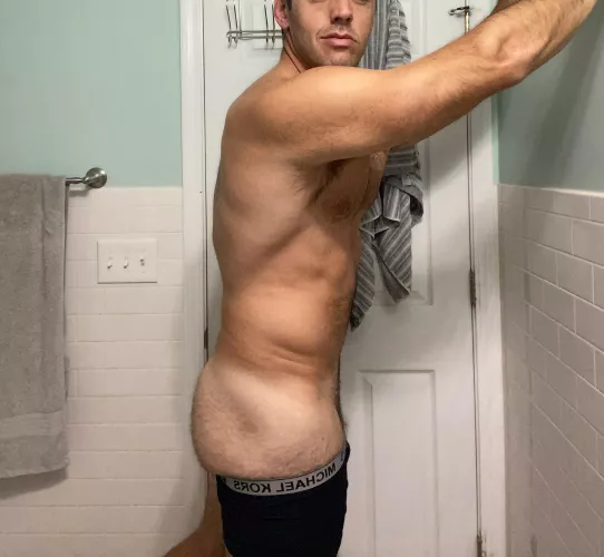 Anyone wanna help me make this good morning a great morning? (M)