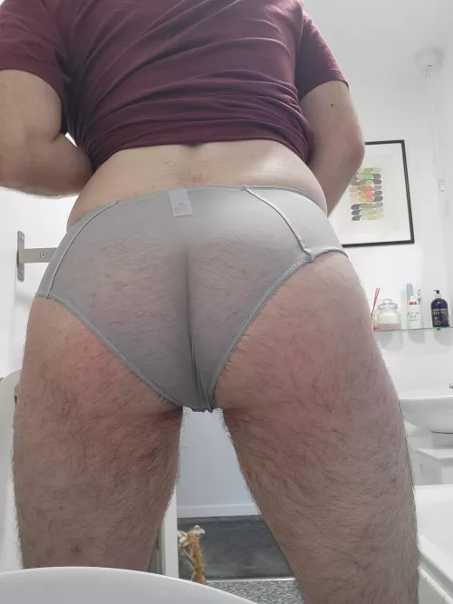 comfy panties today ps they are my neighbours